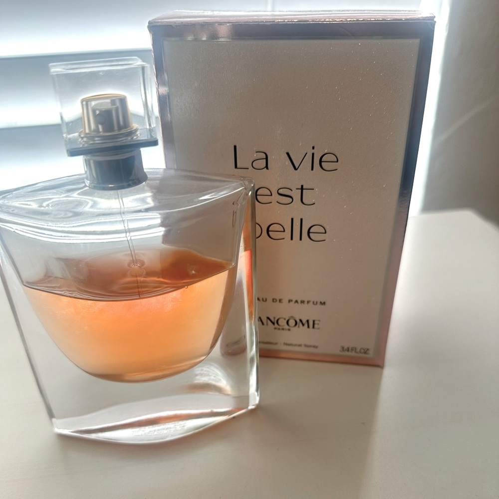 La Vie Est Belle